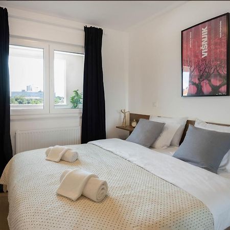Stylish 2Bdr Apartment- Free Garage ザグレブ エクステリア 写真