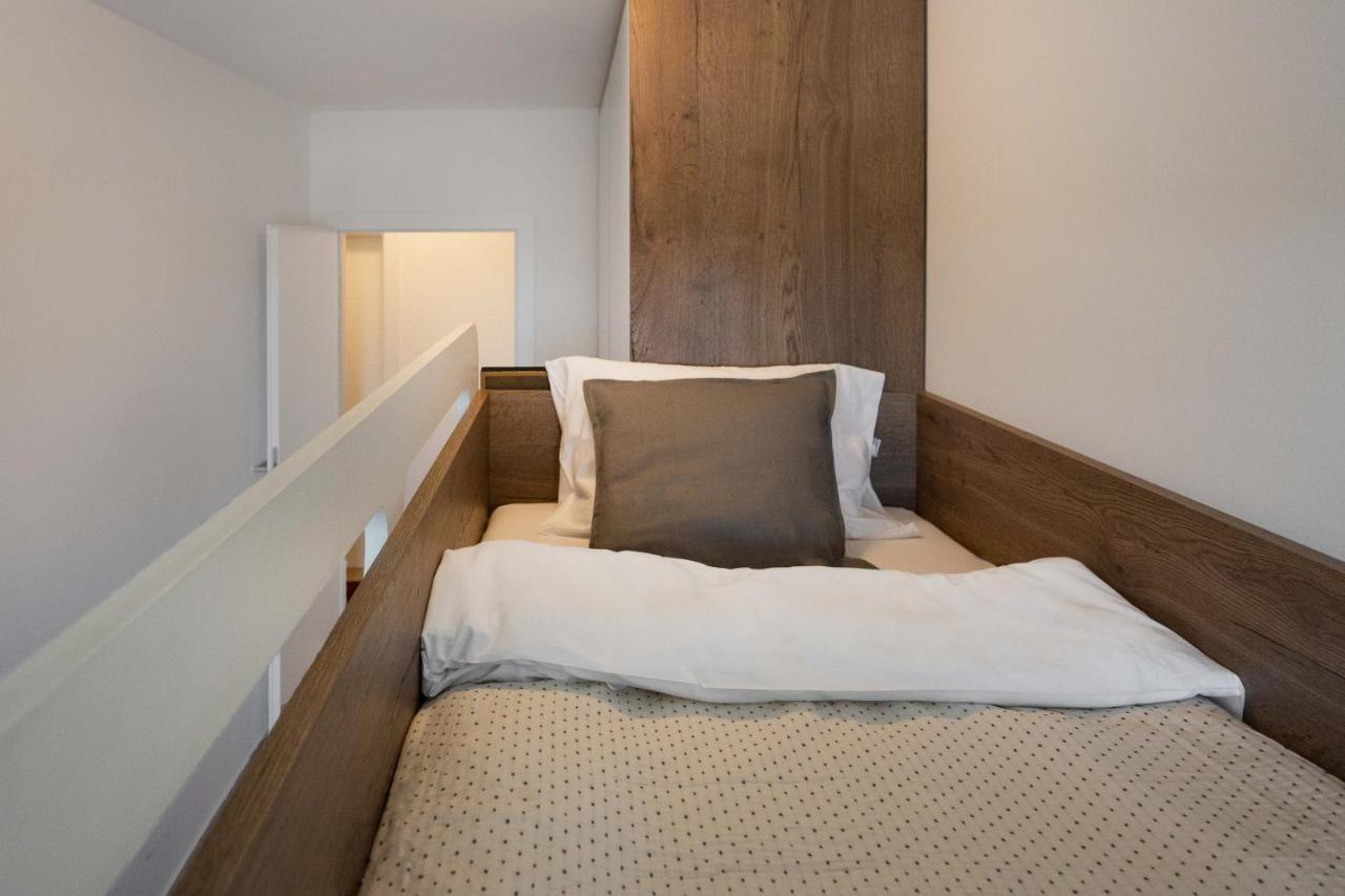 Stylish 2Bdr Apartment- Free Garage ザグレブ エクステリア 写真