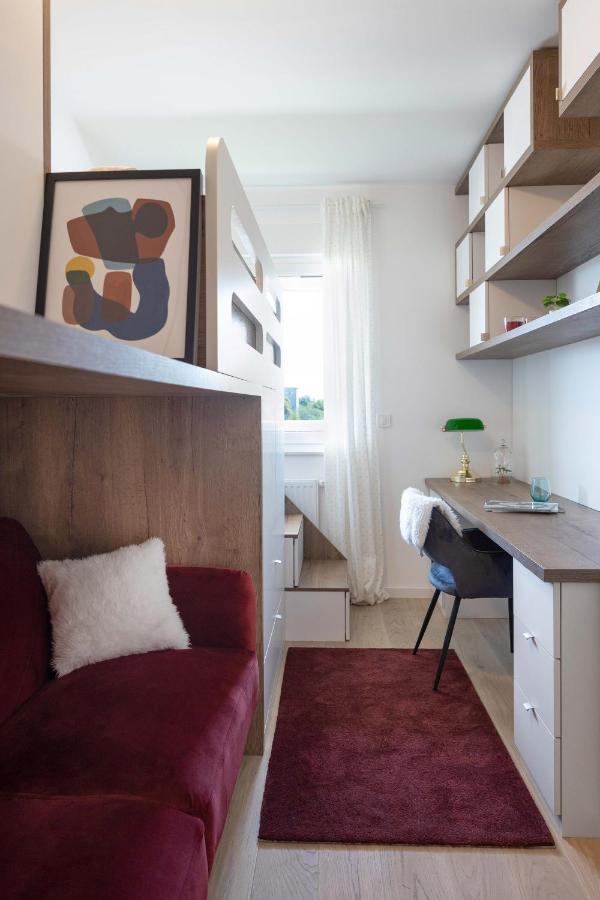 Stylish 2Bdr Apartment- Free Garage ザグレブ エクステリア 写真