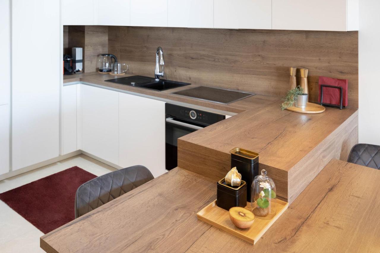 Stylish 2Bdr Apartment- Free Garage ザグレブ エクステリア 写真