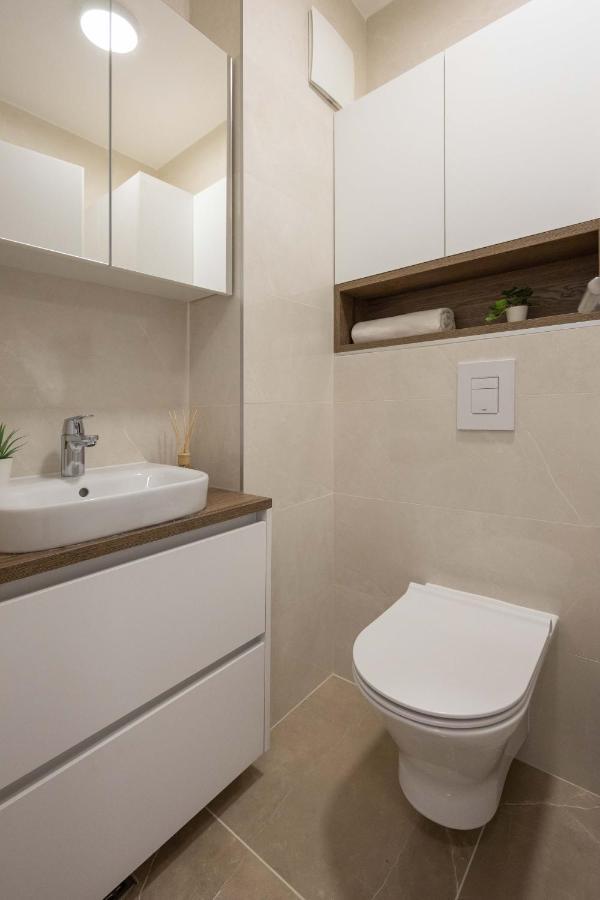 Stylish 2Bdr Apartment- Free Garage ザグレブ エクステリア 写真
